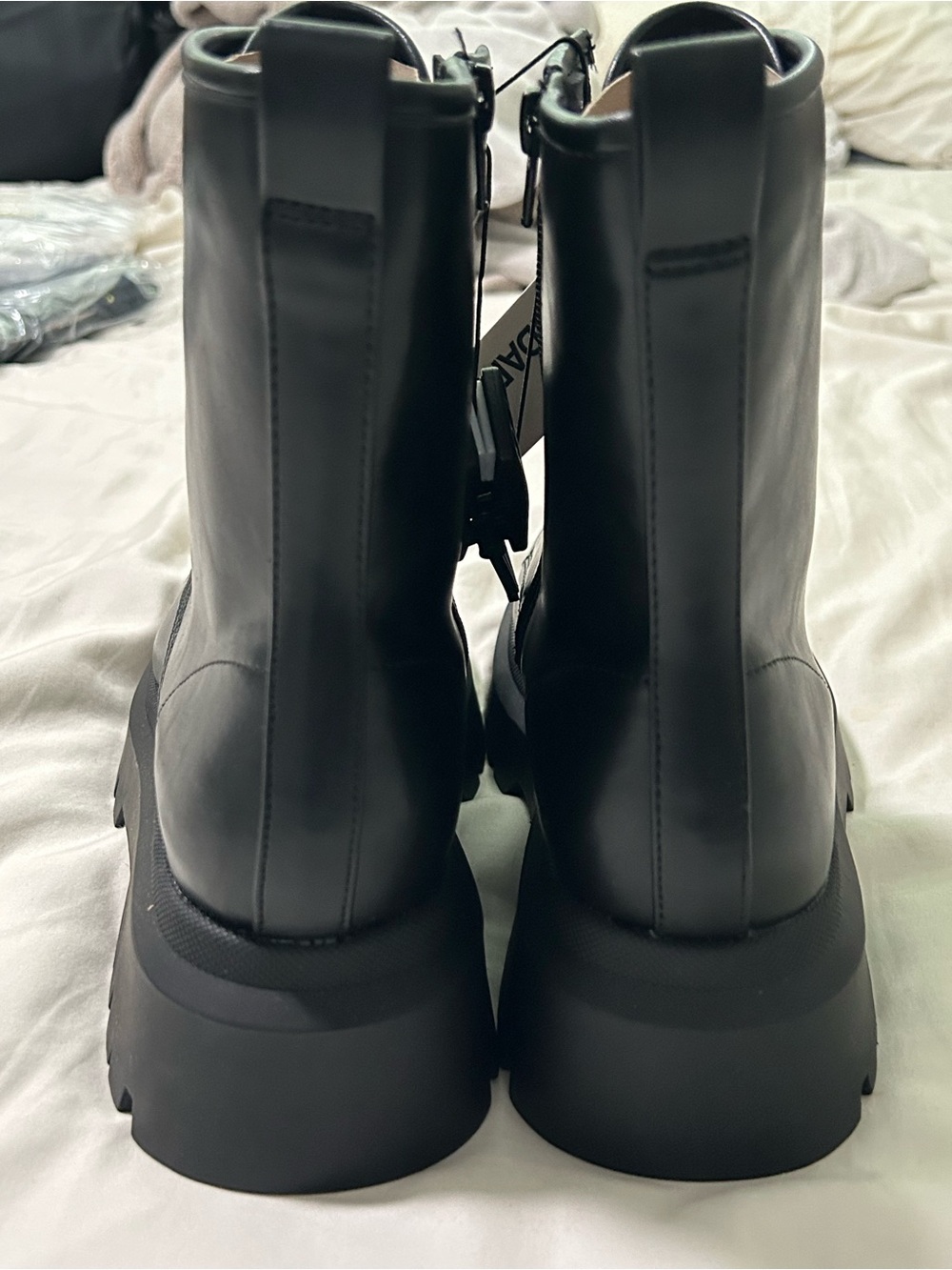 No Boundaries Black Chunky Lace-Up Combat Boots size 8 NWT - Picture 4 of 6